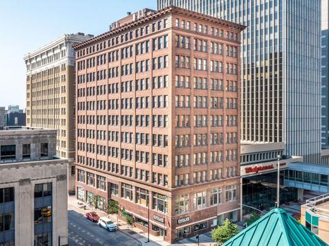 The Fleming Building exterior, downtown Des Moines